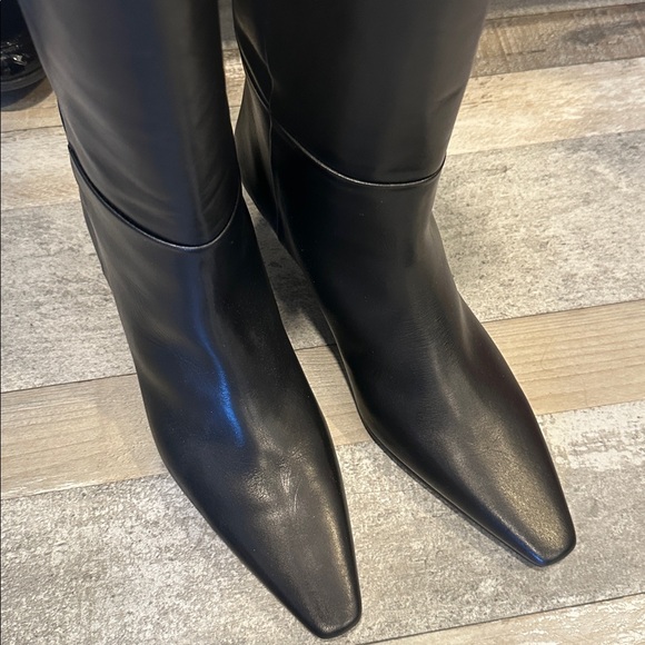 Massimo Dutti black Elegant Black Knee-High Women's Boots